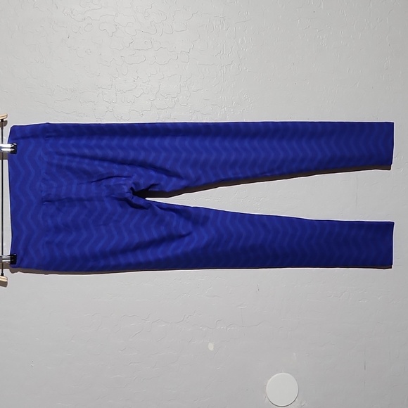 LULAROE LLR OS Patternedl Buttery Soft Legging One Size - Picture 4 of 6